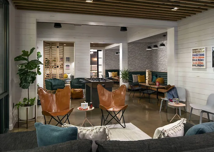 Moxy Memphis Downtown