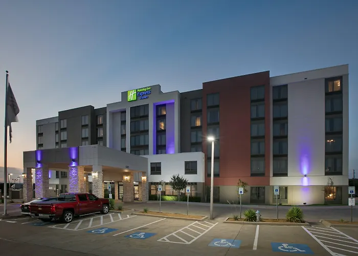 Holiday Inn Express Hotel & Suites Dallas Fort Worth Airport South By Ihg