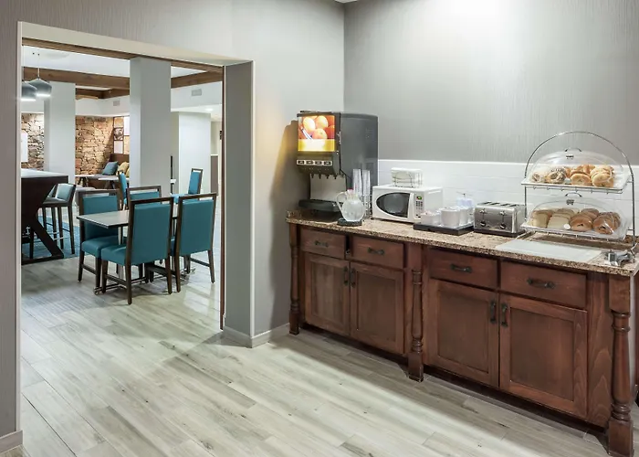 Hampton Inn Austin Nw Near The Domain
