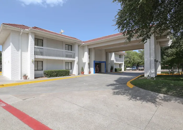 Motel 6-Addison, Tx - Dallas