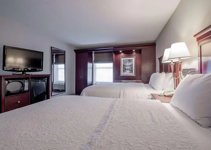 Hampton Inn & Suites Williamsburg-Richmond Road