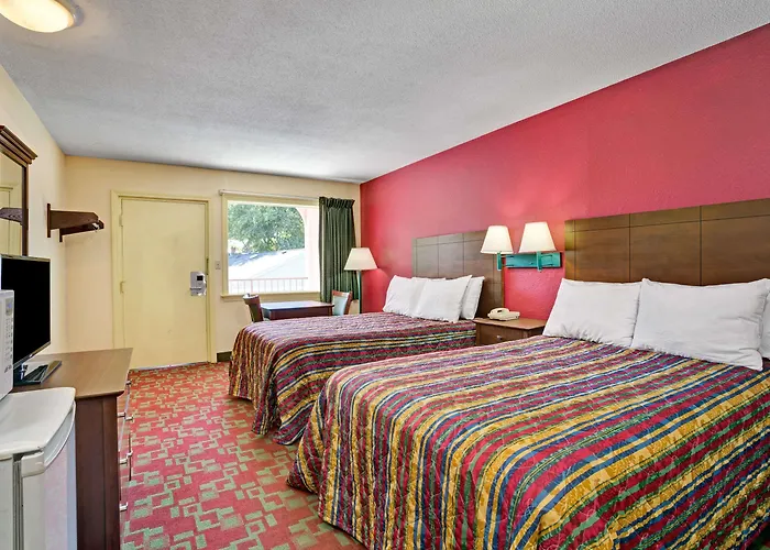 Days Inn By Wyndham Elizabeth City