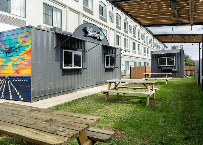 Wingate By Wyndham - Dfw North
