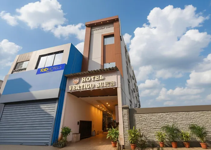 Fabhotel Vertigo Suites
