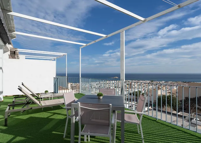 Apartamento Cervantes con terraza y vistas al mar