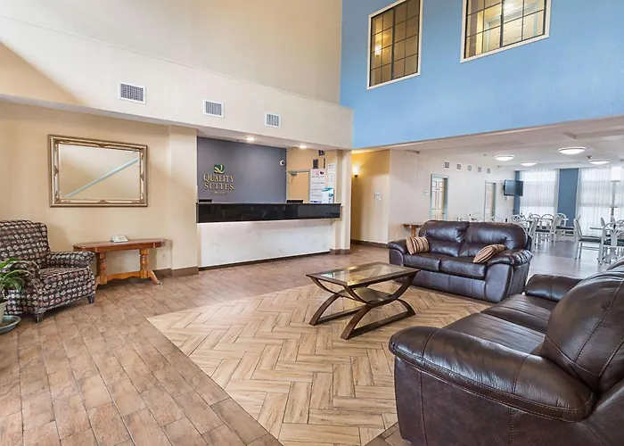 Quality Suites Temple I-35