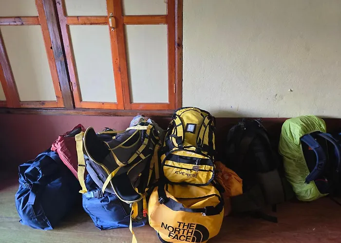 Mountain View Lodge - 1 Minute From Lukla Airport