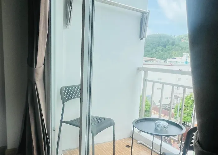 28 Boutique Hotel - Newly Renovated
