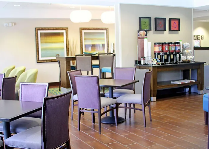 Hampton Inn Tampa-Rocky Point
