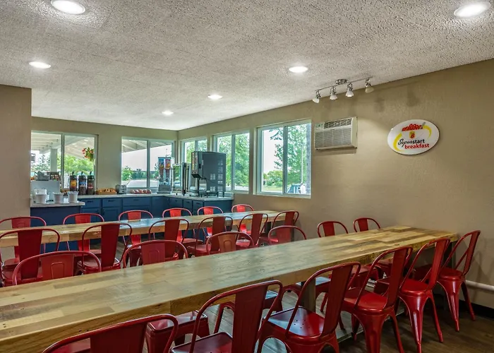 Super 8 By Wyndham Duluth