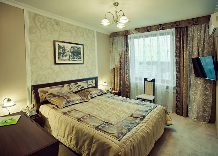 Tourist Hotel