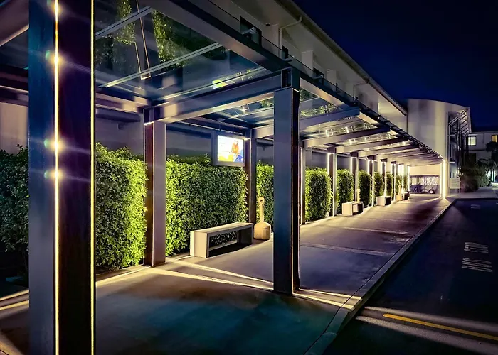 Jetpark Auckland Airport Hotel