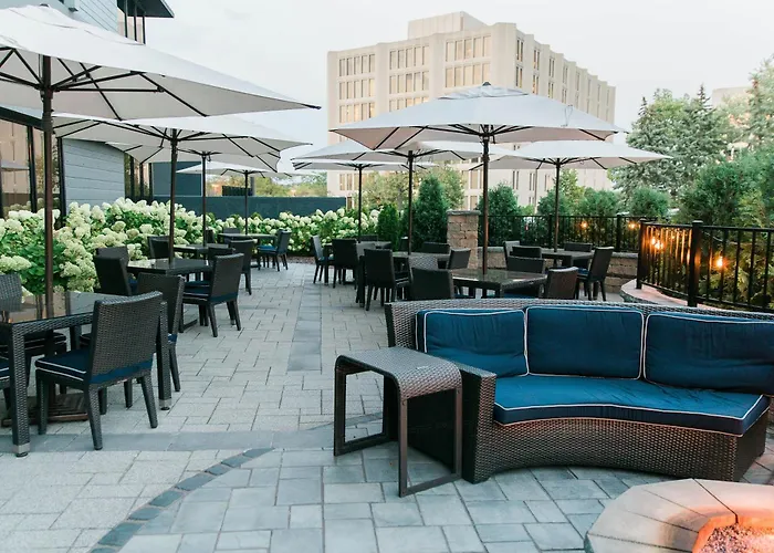 Le Meridien Chicago - Oakbrook Center