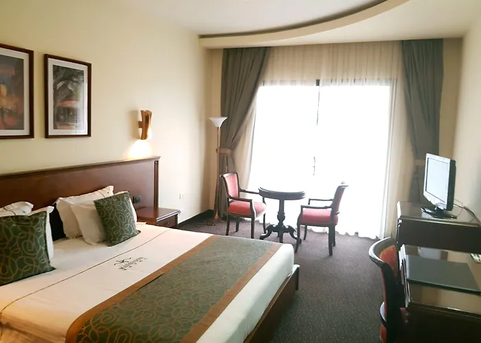 Madisson Hotel