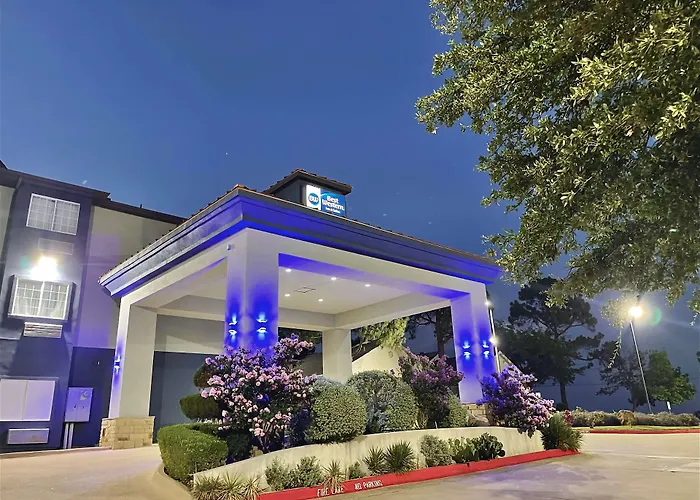Best Western Roanoke Inn & Suites