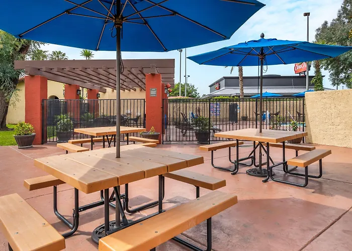 Best Western Americana Inn