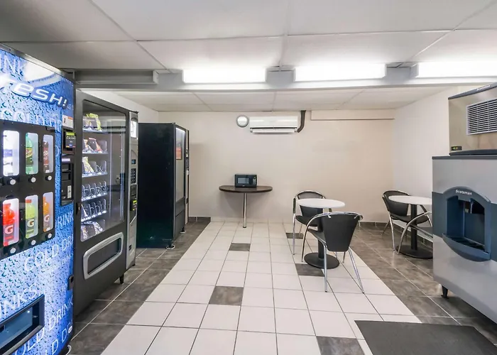 Motel 6-Laredo, Tx - North I-35