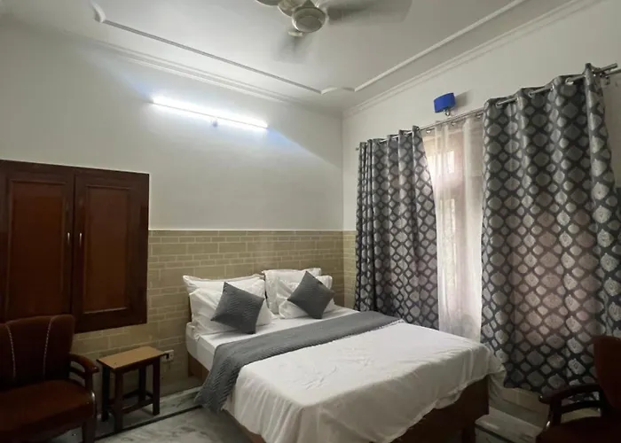 Hotel Dev