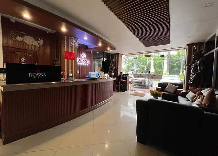 Rossa Hotel Clark Near Airport