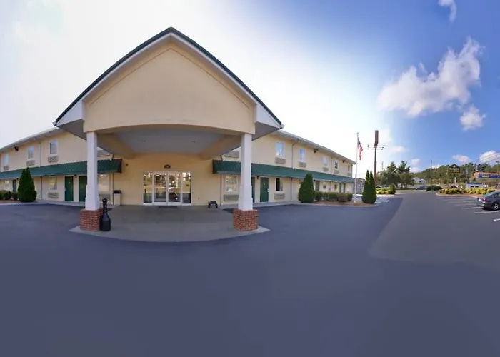 Douglas Inn & Suites