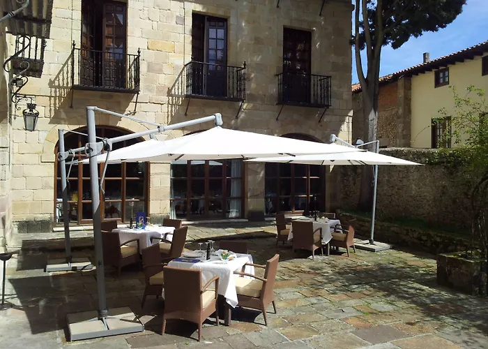 Parador De Santillana Gil Blas