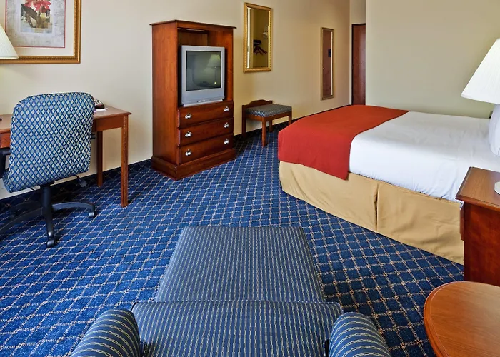 Holiday Inn Express Hotel & Suites Paragould By Ihg