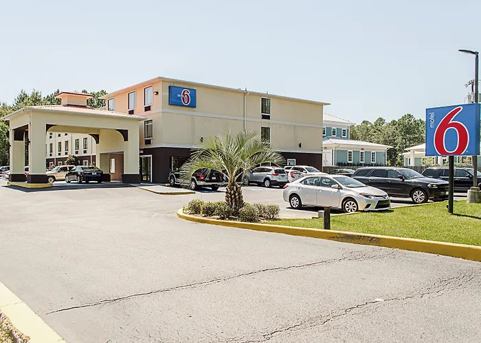 Quality Inn & Suites Biloxi - Ocean Springs