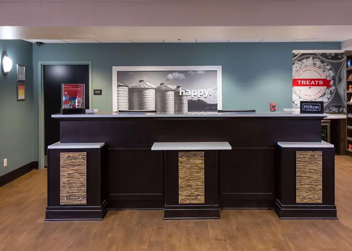 Hampton Inn And Suites Jamestown