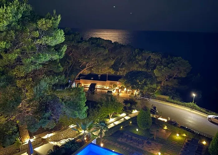 Pino Boutique Hotel