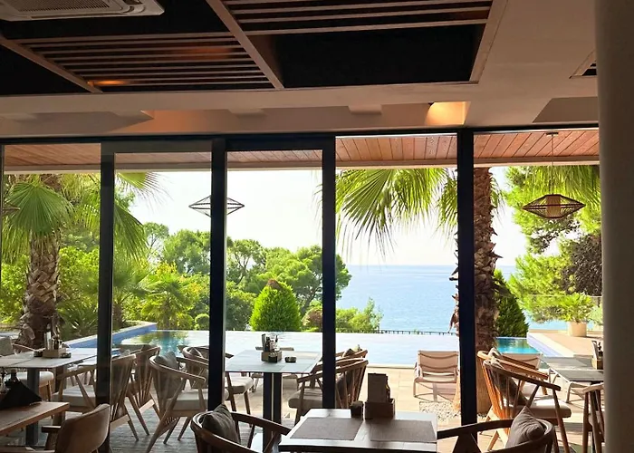 Pino Boutique Hotel