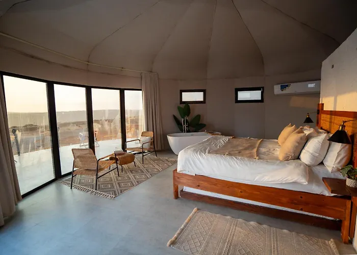 Starry Domes Desert Camp