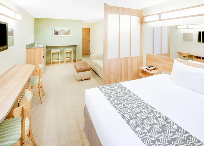 Microtel Inn & Suites By Wyndham Saraland