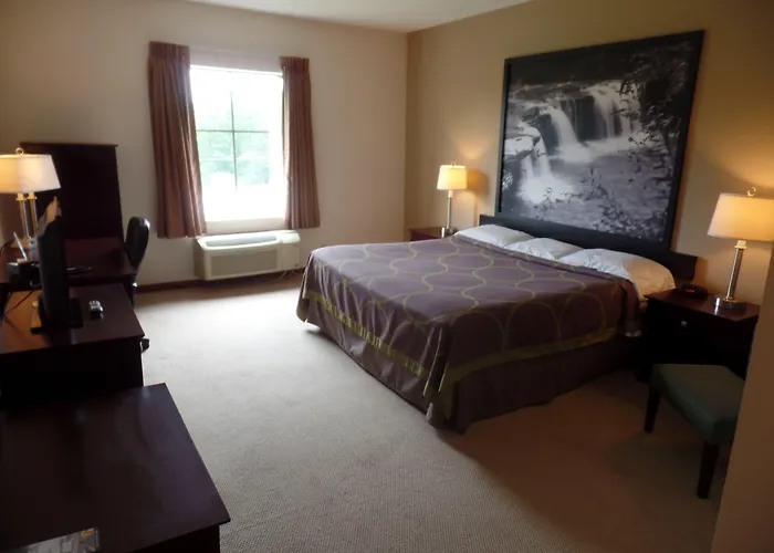 Super 8 By Wyndham Beaver Falls