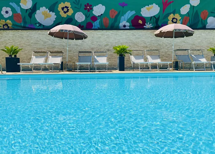 Green Park Hotel
