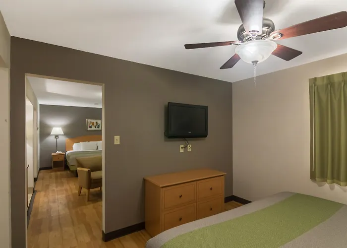 Blue Bonnet Suites -Lubbock, Tx - Medical Center