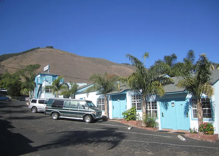 The Palomar Inn