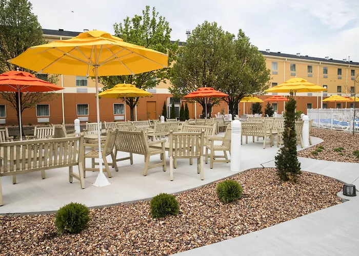 Cedar Point'S Express Hotel Sandusky
