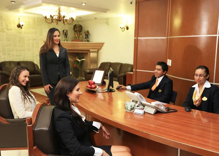 Hotel Ciros