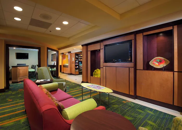 Fairfield Inn & Suites By Marriott Charleston Airport/Convention Center