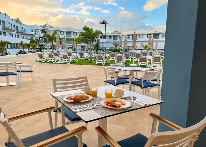 Hotel Cordial Marina Blanca
