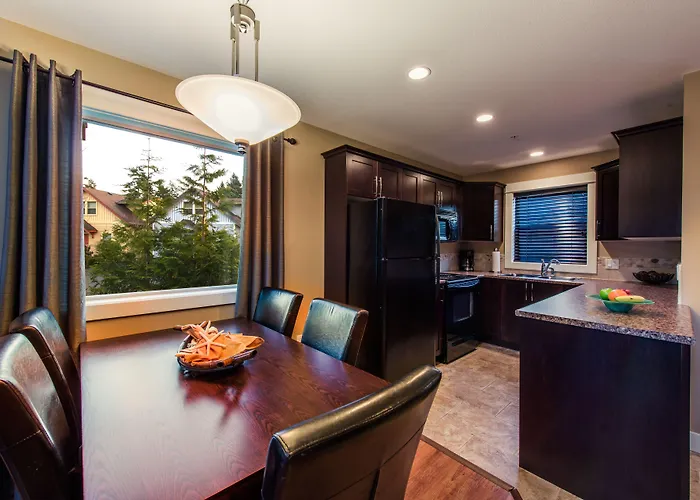 Oceanside Village Resort Parksville