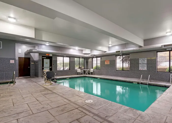 Best Western Plus Lacey Inn & Suites