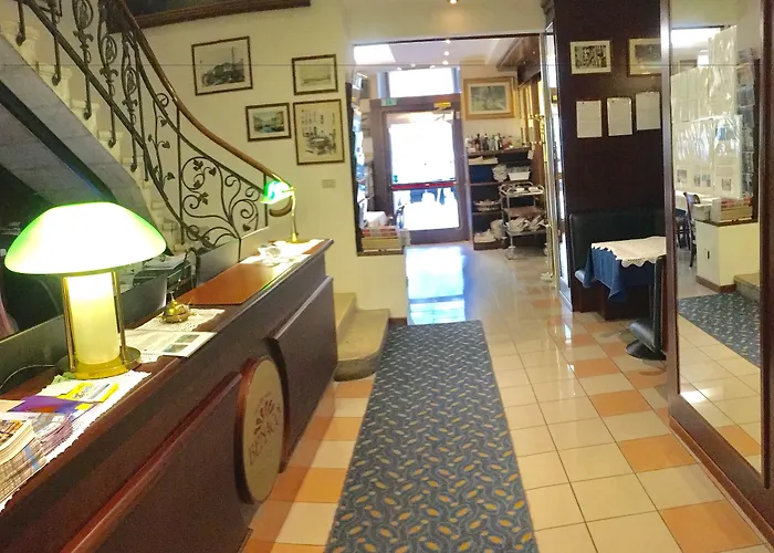 Hotel Benaco