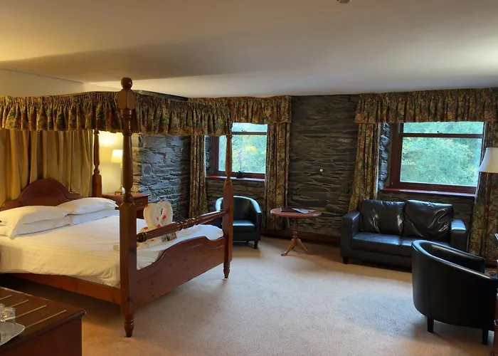 Whitewater Hotel & Spa