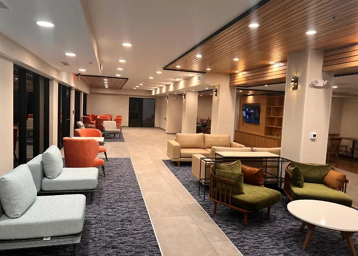 Fairfield By Marriott Inn & Suites Charleston Downtown