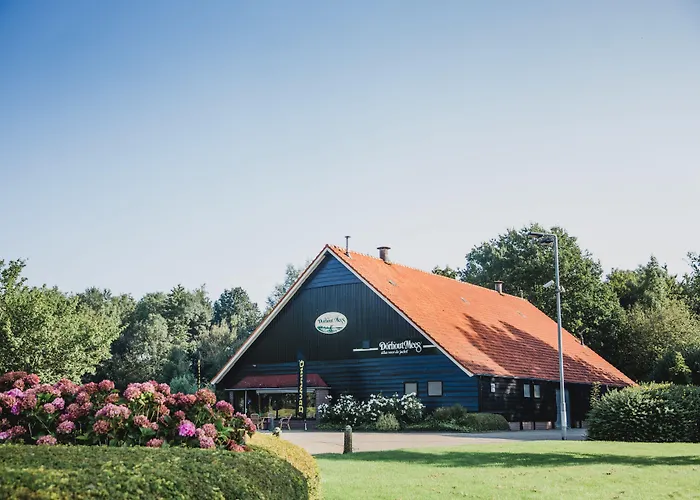 Hotel Sportsbar & Brasserie Dorhout Mees