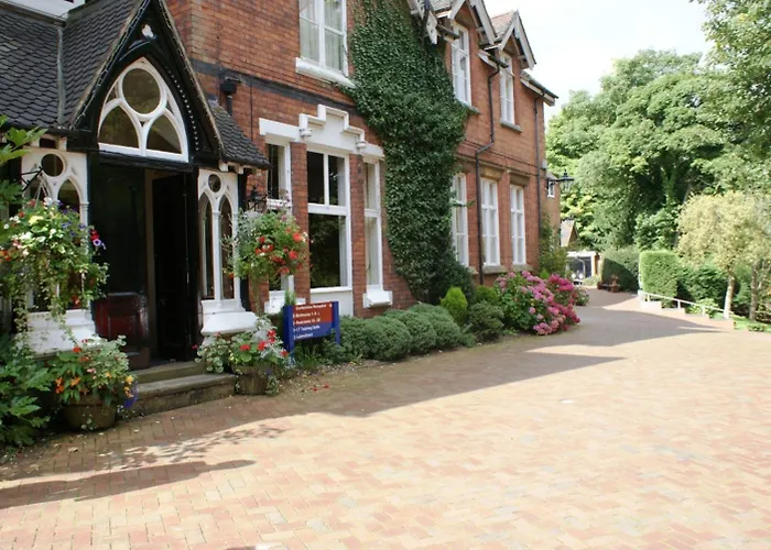 Hillscourt