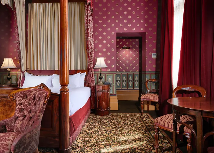 Craig'S Royal Hotel