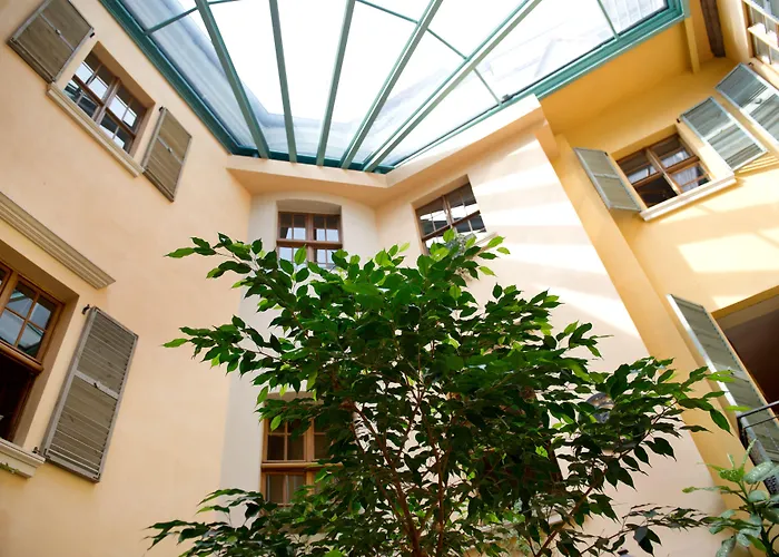 Hotel Kolegiacki