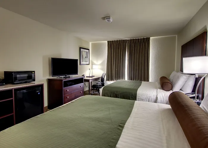 Cobblestone Hotel & Suites - Newton
